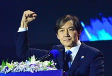 [속보]조국, 단독 입후보 혁신당 대표 선거 '찬성 99%' 당선