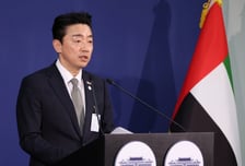 '환경미화원 괴롭힘' 의혹 공무원…강훈식 비서실장 "감사·조사·수사 착수하라"