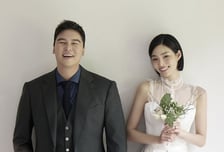 전현무 "우리 모두 첫 경험"…'오늘 결혼' 이장우·조혜원 결혼식 주례