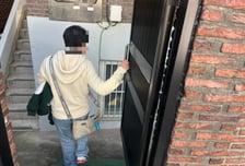 폭언해도, 10번 없어도 "재방문"…말뿐인 매뉴얼, 인구주택조사 현장