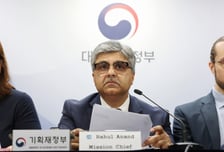 IMF "韓, 내년 1.8% 성장하며 회복"…일각선 수출 '마이너스' 전환 전망