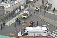 몰려있는 관광객 향해 승합차 돌진...제주 우도서 2명 사망, 8명 중경상