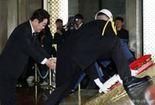 이재명 대통령, 튀르키예 국부 묘역 참배···"형제국 공동 번영 위해 함께 나아갈 것"