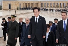 [속보]이재명 대통령, 에르도안 튀르키예 대통령과 소인수회담 시작