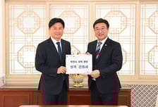 행안부 장관 만난 조용익 부천시장, 시정연구원 설립 허가 등 정책 건의