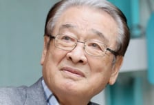 오세훈 "세대를 잇는 '모두의 배우' 이순재 선생님 영면 기원"