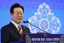 튀르키예 동포 만난 이재명 대통령 "하고픈 얘기 다 하시라···이재명 흉도 괜찮아"