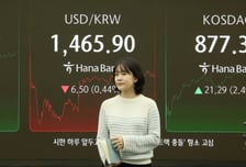 한은 금리 메시지에 촉각…외국인 투심은 개선
