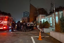 "어디 가시냐" 묻는 순간 불붙어...대통령실 인근 70대 분신 시도