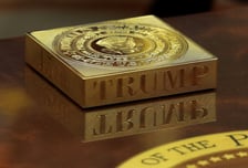 트럼프에 '황금 롤렉스 시계' 선물한 스위스 기업인…부패혐의 고발당해