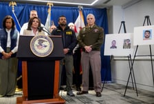 "백악관 인근 총격범, 차 몰고 대륙 4000㎞ 횡단해 권총 범행"