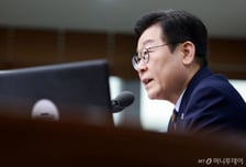 이재명 대통령 지지율 2주 연속 60%…민주당 42%·국민의힘 24%