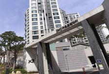 '토허제' 피한 DMC아트포레자이 보류지…신축 '국평' 12억원대