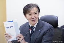 조국 "한동훈, '장동혁 체제' 무너지기만 바라...이준석이 더 용감"