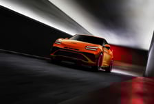 '10년 만에 150만대 판매' 제네시스…이제는 유럽 정조준 나선다