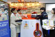 제주항공, 임직원 물품 기부 캠페인…의류·생활용품 1000여점 전달