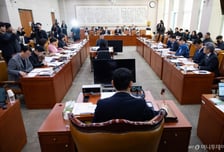 '내란전담재판부 설치법' 與주도로 법사위 소위 통과...국힘 "법치주의 종언"