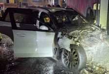 "응대가 왜 저래?" 직원 차에 불 질렀는데...엉뚱한 차였다