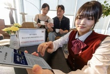 KT-경찰청, 전국 20만명에 청소년 신종범죄 예방 문자 '맞손'