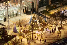 포스코그룹, 연말 맞아 서울 포스코센터 경관조명 점등