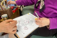 목욕·관장 척척 "딸보다 나아요"…어르신 황혼 지키는 요양보호사