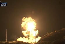 [더벨]한컴인스페이스, 위성 '세종 4호' 교신 성공