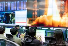 '우리' 기술로 만든 '우리' 인공위성들, 한반도 상공에 떴다