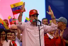 마약선 생존자 2차폭격 논란에… 꼬리 자르는 美