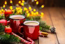 겨울마다 찾게 되는 이 음료..."뼈 약해진다" 전문가 경고