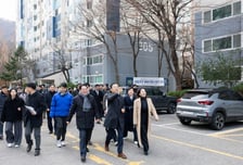 평촌 찾은 김윤덕 장관…"1기 신도시 사업 기간 획기적으로 줄일 것"