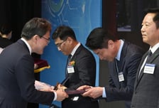 현대차·기아, '대한민국 기술대상'서 대통령상 등 3관왕