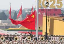 '9명 축출'로 군권 강화한 시진핑…'무허가 만찬'도 군법 처리