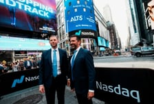 '트럼프집안 지분 20%' 비트코인 채굴업체, 주가 38% 폭락