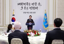 [속보]이재명 대통령 "식민지 해방된 나라 중 산업화·민주화 이뤄낸 나라 딱 하나…대한민국"