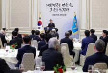 [속보]이재명 대통령 "피땀으로 이 자리까지…앞으로 갈 길은 더 선진화돼야"