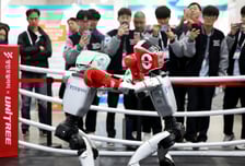 "중국이 장악해가고 있다"…트럼프의 다음 선택, 왜 로봇?