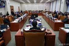 내란전담재판부 결국 강행…민주당 내부서도 "실익이 뭔가"