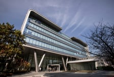 LIG넥스원, '하늘의 눈' AESA 레이다 반도체 국산화 나선다