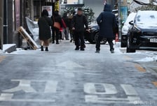 제설률 90%, 교통흐름 원활...서울시 "잔설·결빙 제거 총력"(종합)