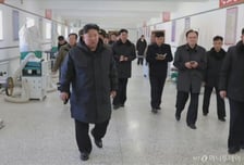 北 김정은, 신양·북창·은산 등 지방공장 방문…당 대회 앞두고 잇단 시찰