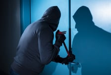 간 큰 고3 학생들, 주말 교장실 털었다…교사·학생 개인정보 빼돌려