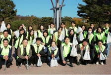 NH-아문디자산운용, 임직원 62명과 여의도 한강공원 플로깅