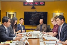 美대사관, '韓기업 비자 전담데스크' 출범…B-1 비자에 '이것' 적힌다