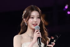 장원영 '아시아 셀러브리티상 수상' [★포토]