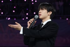 이준영, 아이유 누나 사랑해요 [★포토]