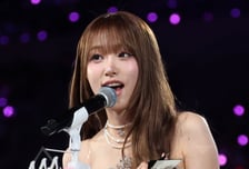 예나, 백합 미소로 수상 소감 [★포토]