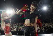 하늘, 조명보다 빛나는 복근 [★포토]