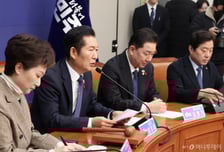 정청래 "3대 특검 종료 즉시 2차 종합특검 추진…이달 내란재판부 집중"