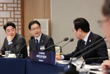 김경수 "전 국토 넓게 쓰는 국토공간 대전환 전략 필요"