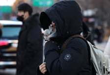 [오늘 날씨] "또 추워요" 영하권 뚝 떨어진 출근길…동해안 산불 조심